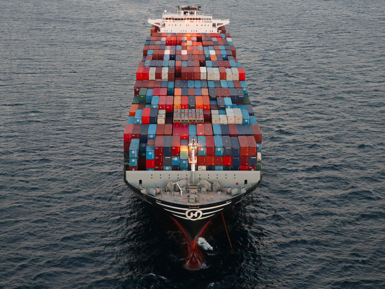 amazon-has-entered-the-trillion-dollar-ocean-freight-business