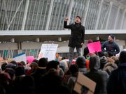 furious-customers-are-deleting-the-uber-app-after-drivers-went-to-jfk-airport-during-a-protest-and-strike