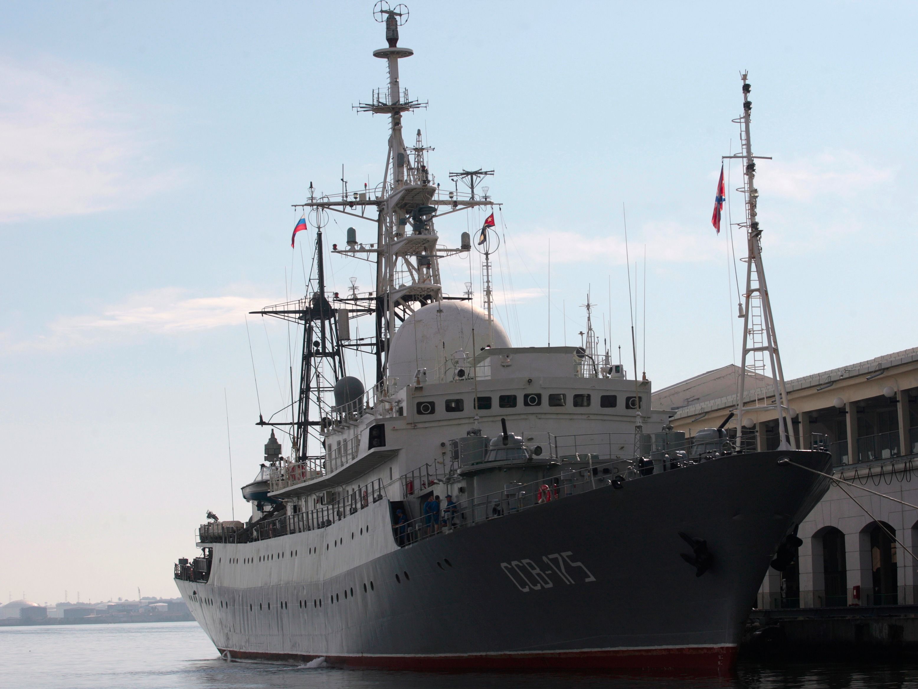 russian-spy-ship-built-for-