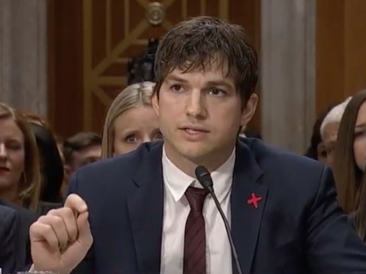 ashton-kutcher-fights-to-end-human-trafficking-in-emotional-testimony-to-senate