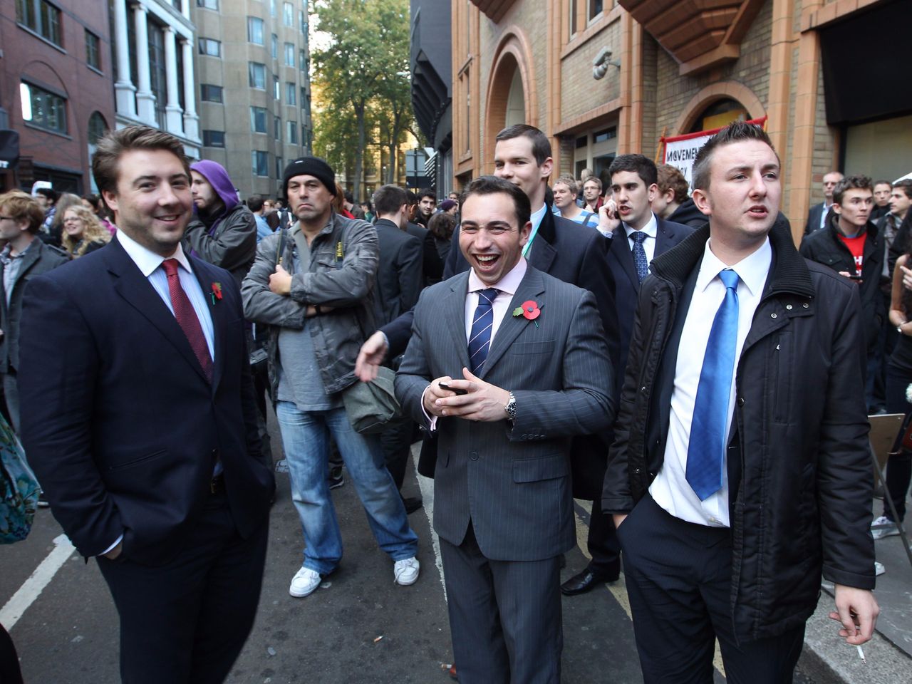 this-is-how-hard-wall-street-is-playing-itself-right-now