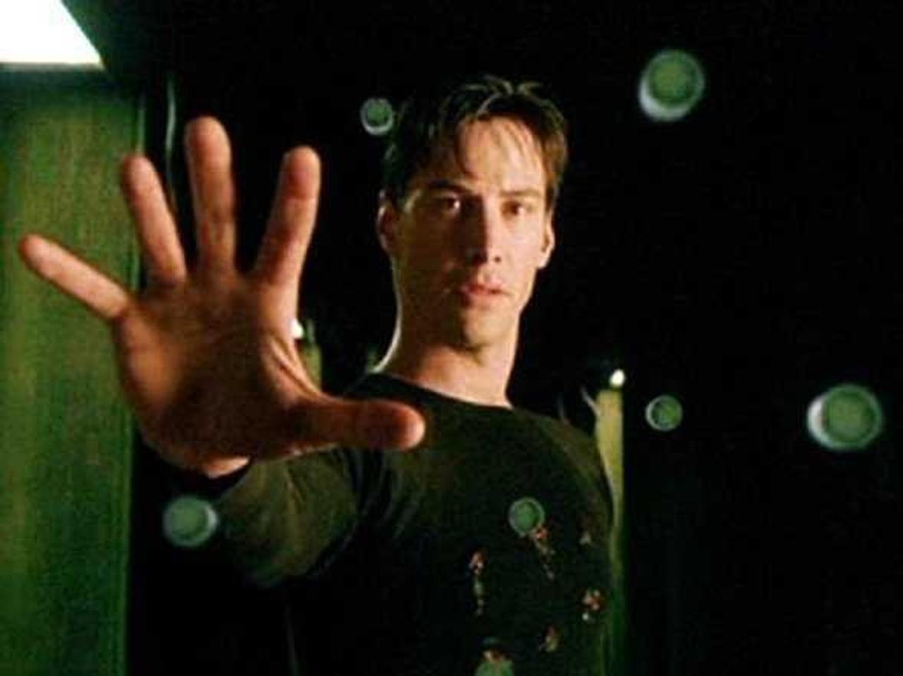 keanu-reeves-in-the-wachowskis-the-matrix