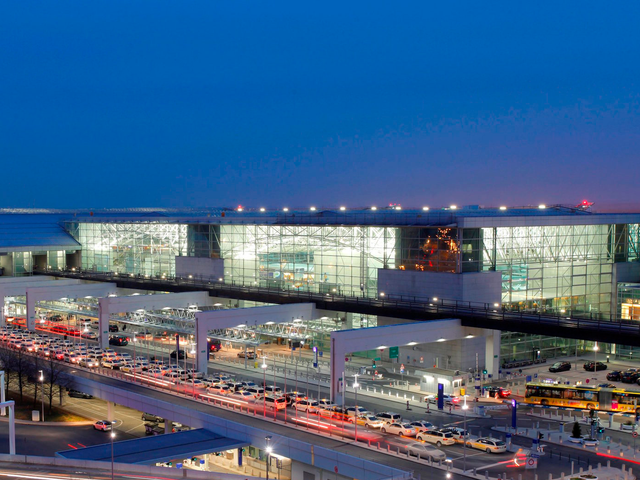 おまけ付】 世界で一番美しい空港 = Beautiful Airport in the W