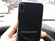 iPhone 8の模型写真