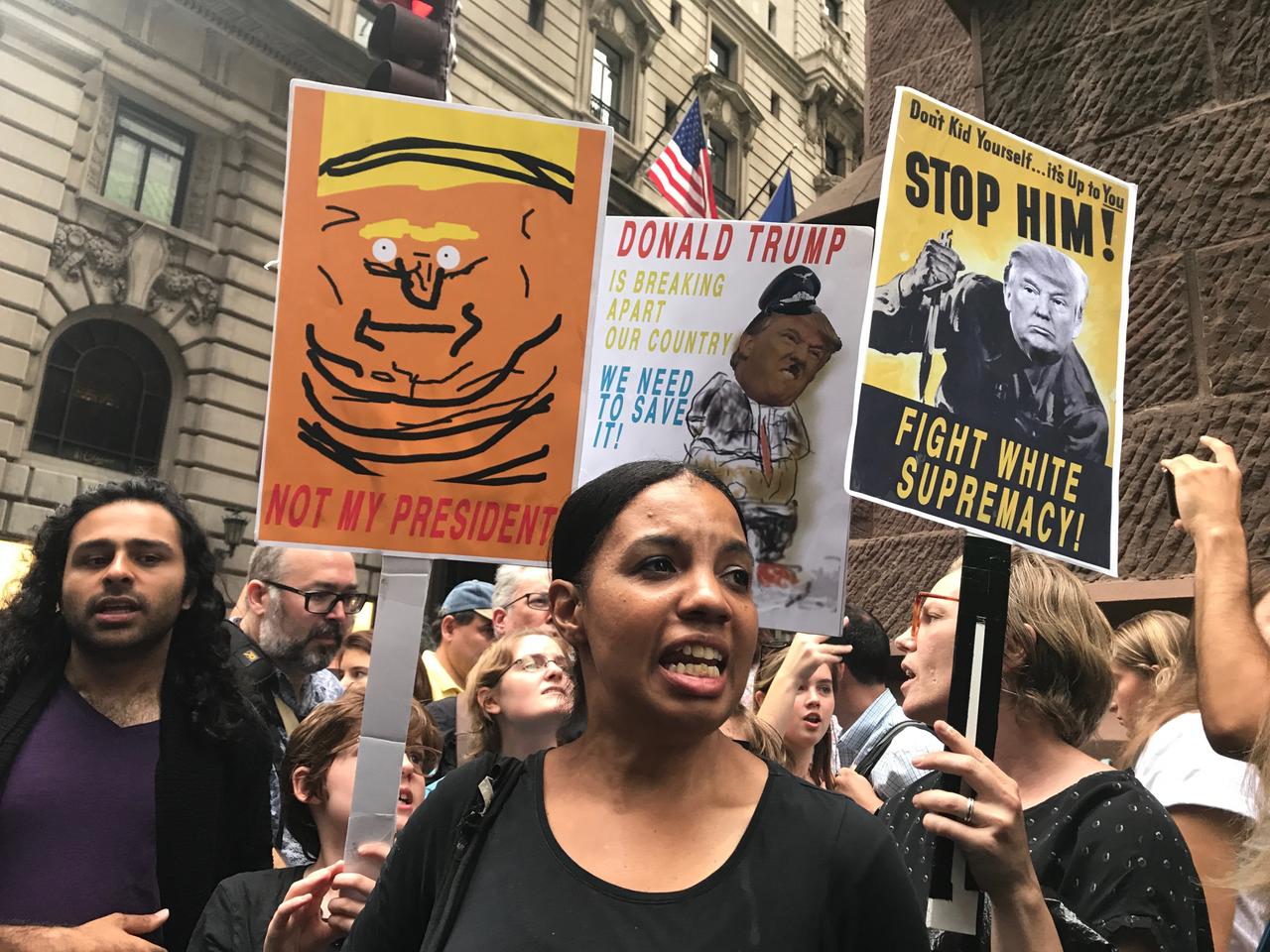 反トランプデモ