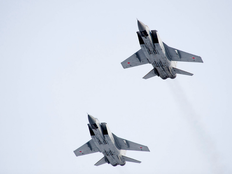 ロシア軍 戦闘機 ミグ31 写真資料集「Mikoyan Mig-31」 ロシア軍 戦闘機 ミグ31 写真資料集「Mikoyan Mig-31」 - メルカリ