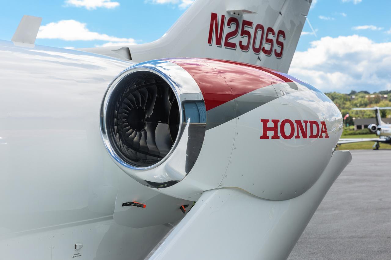 5億5000万円のホンダジェット（HondaJt）に乗ってみた。プライベートジェットの新境地だ。 Business Insider Japan