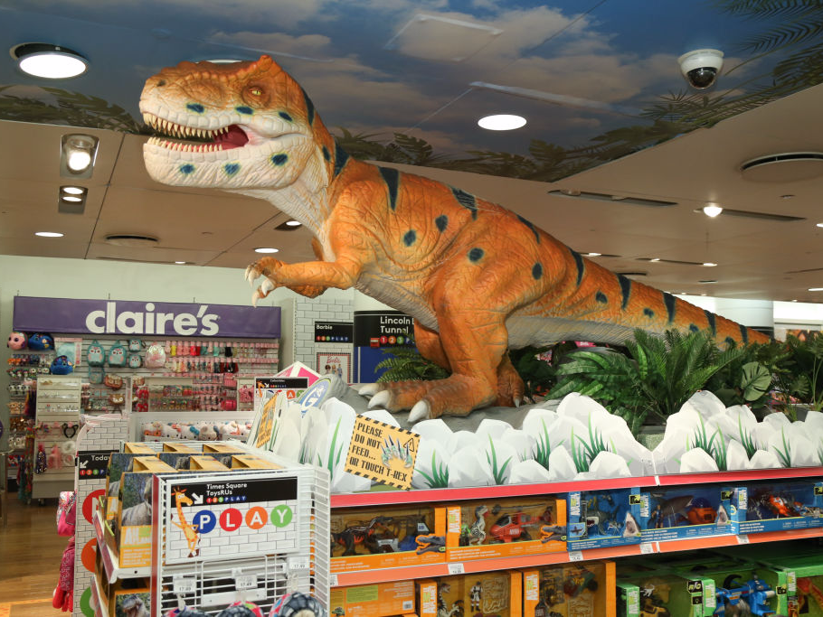 店内の恐竜