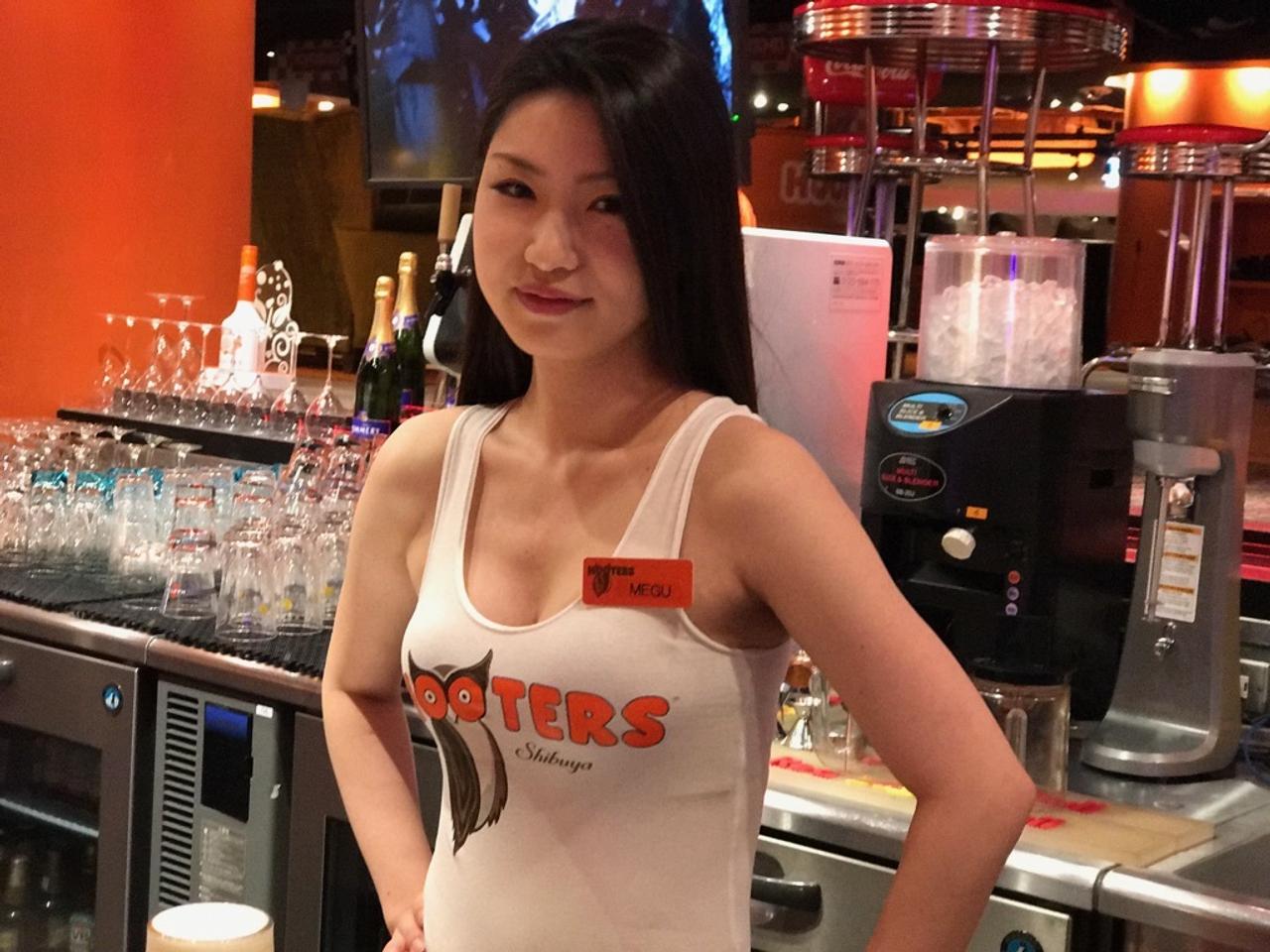 hooters フーターズが日本でウケる理由。拡大の秘策とは？ | Business Insider Japan