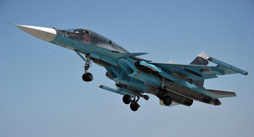 ユニークな並列座席、ロシアが誇る戦闘爆撃機スホイ34とは