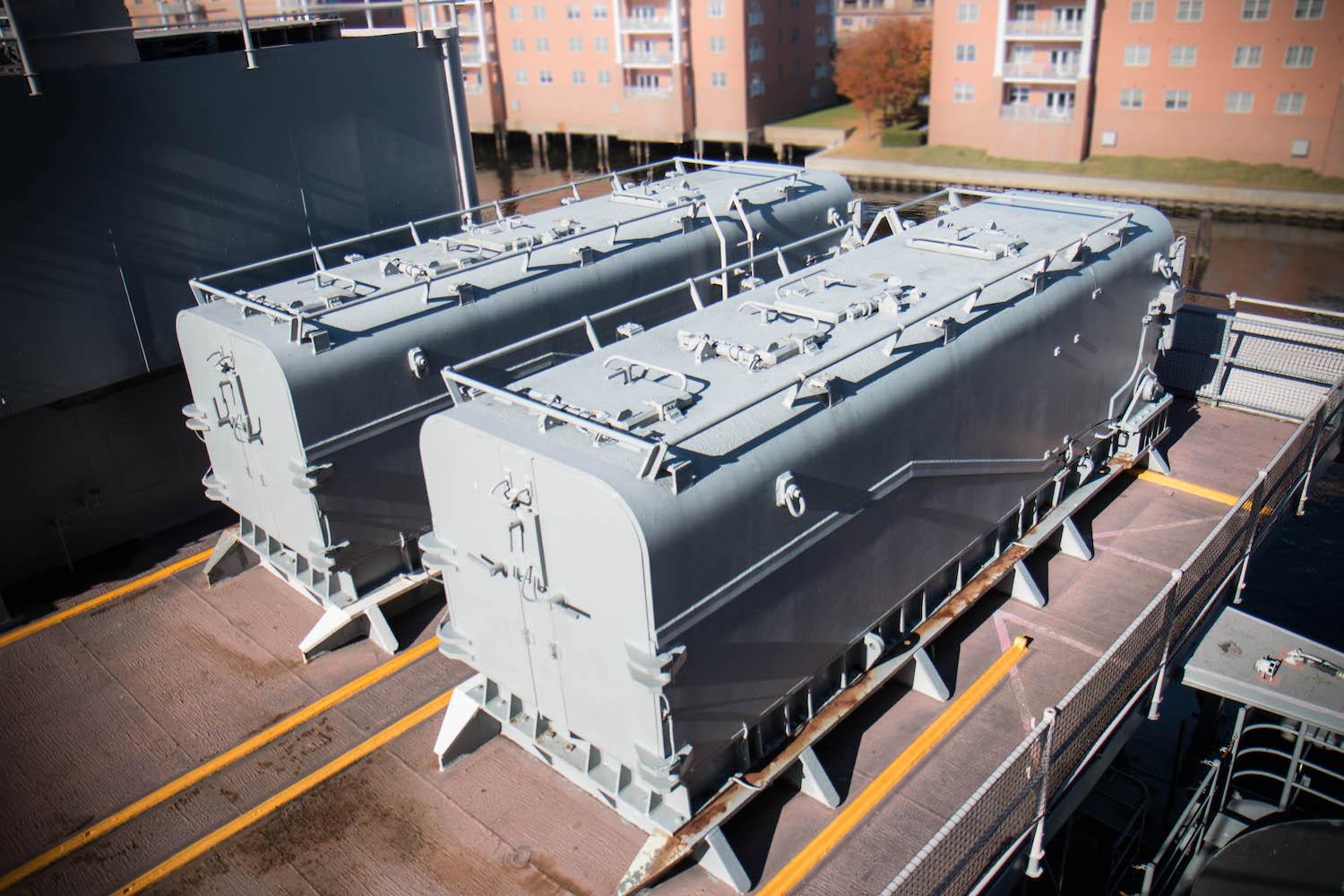 米戦艦ウィスコンシンの船底から発見実物デッドストック　M-1へルメットSET 米戦艦ウィスコンシンの船底から発見実物デッドストック M-1へ