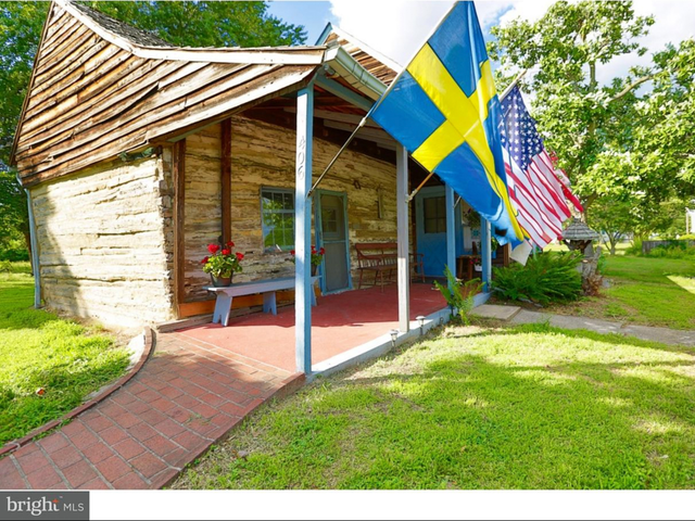 アメリカ式の軽奢な田舎田園の客間の復古するペルシャ茶の