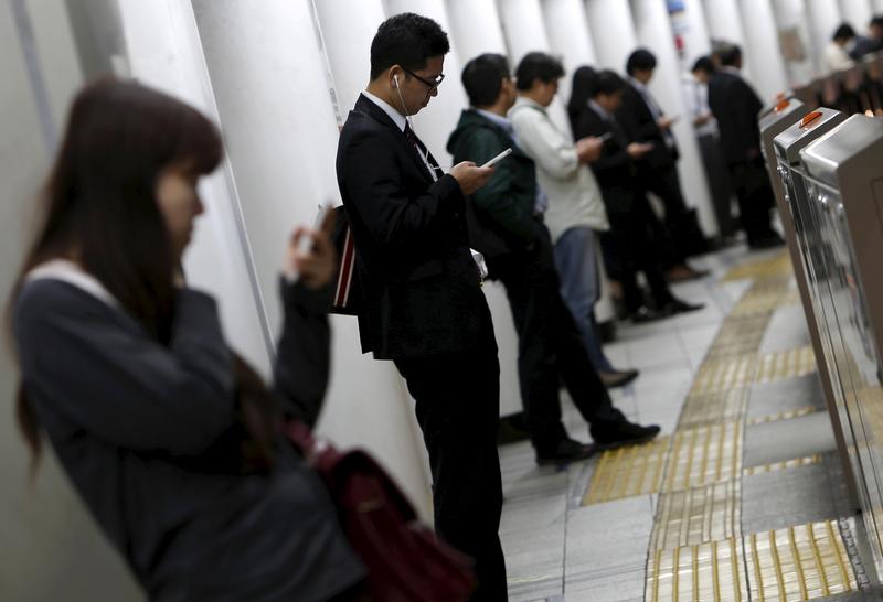 ひとたび入社すると、いろんな世代が混在している。