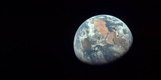 月面着陸から49年 地球と月 素晴らしい画像27枚 Business Insider Japan