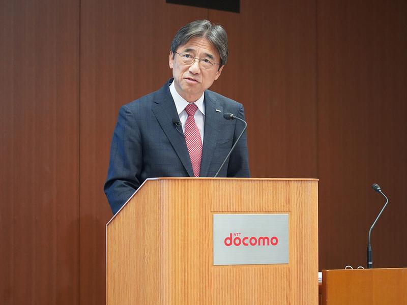 NTTドコモ　吉澤社長