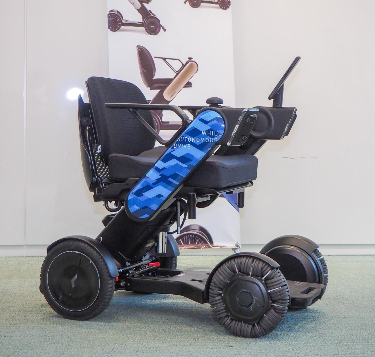 日本のベンチャーWHILLが「自動運転」電動車イスを世界初披露、CES2019