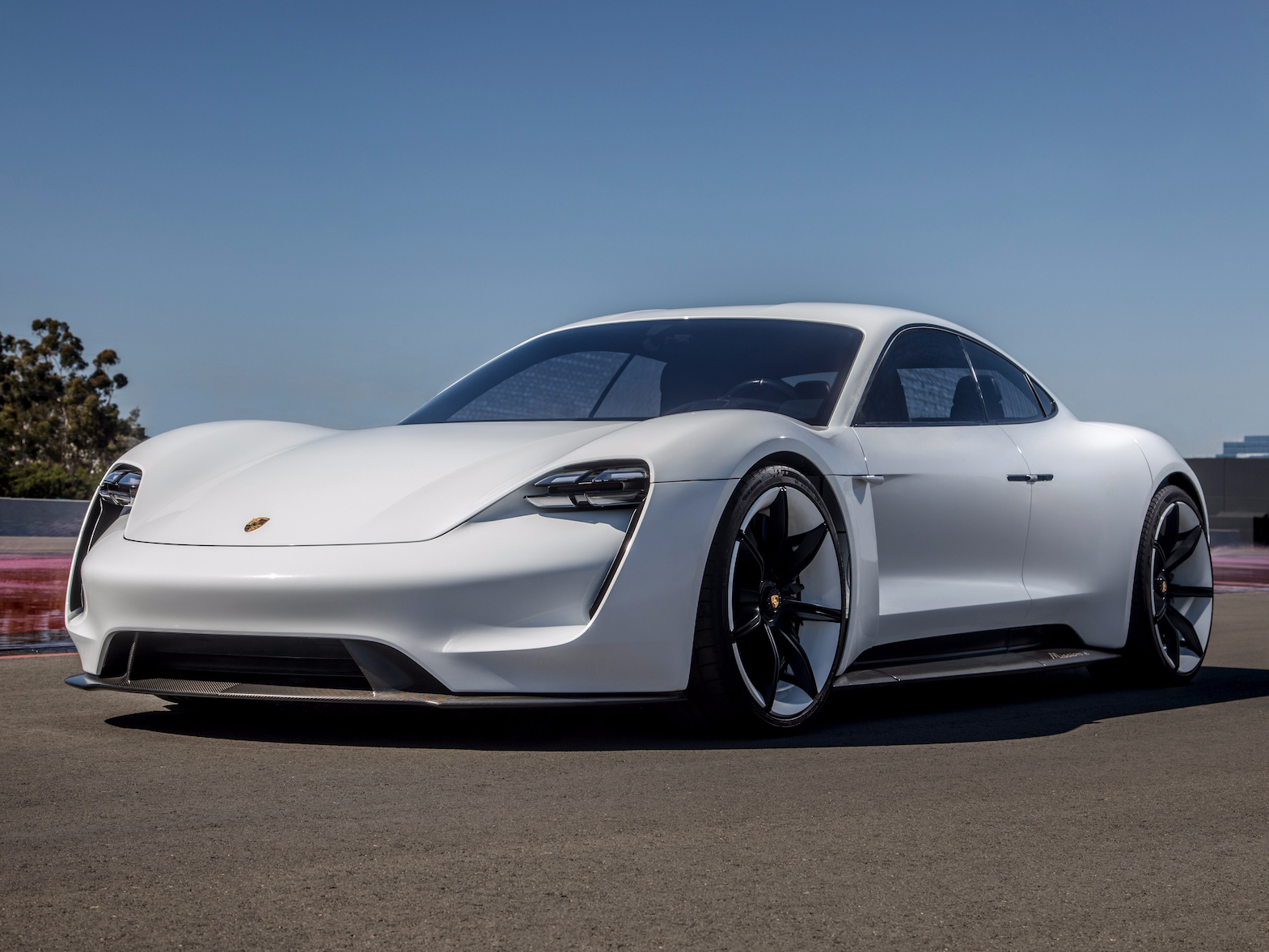 Porsche E-Performance - Charging － ポルシェジャパン