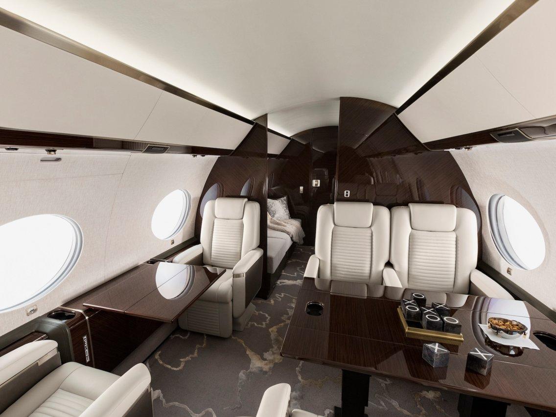 経典 テック界のビリオネアのプライベートジェット Business | 航空機・ヘリコプター
