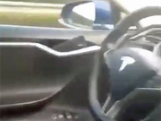 video-appears-to-show-a-tesla-model-s-traveling-on-the-road-at-speed-with-no-one-in-the-drivers-seat