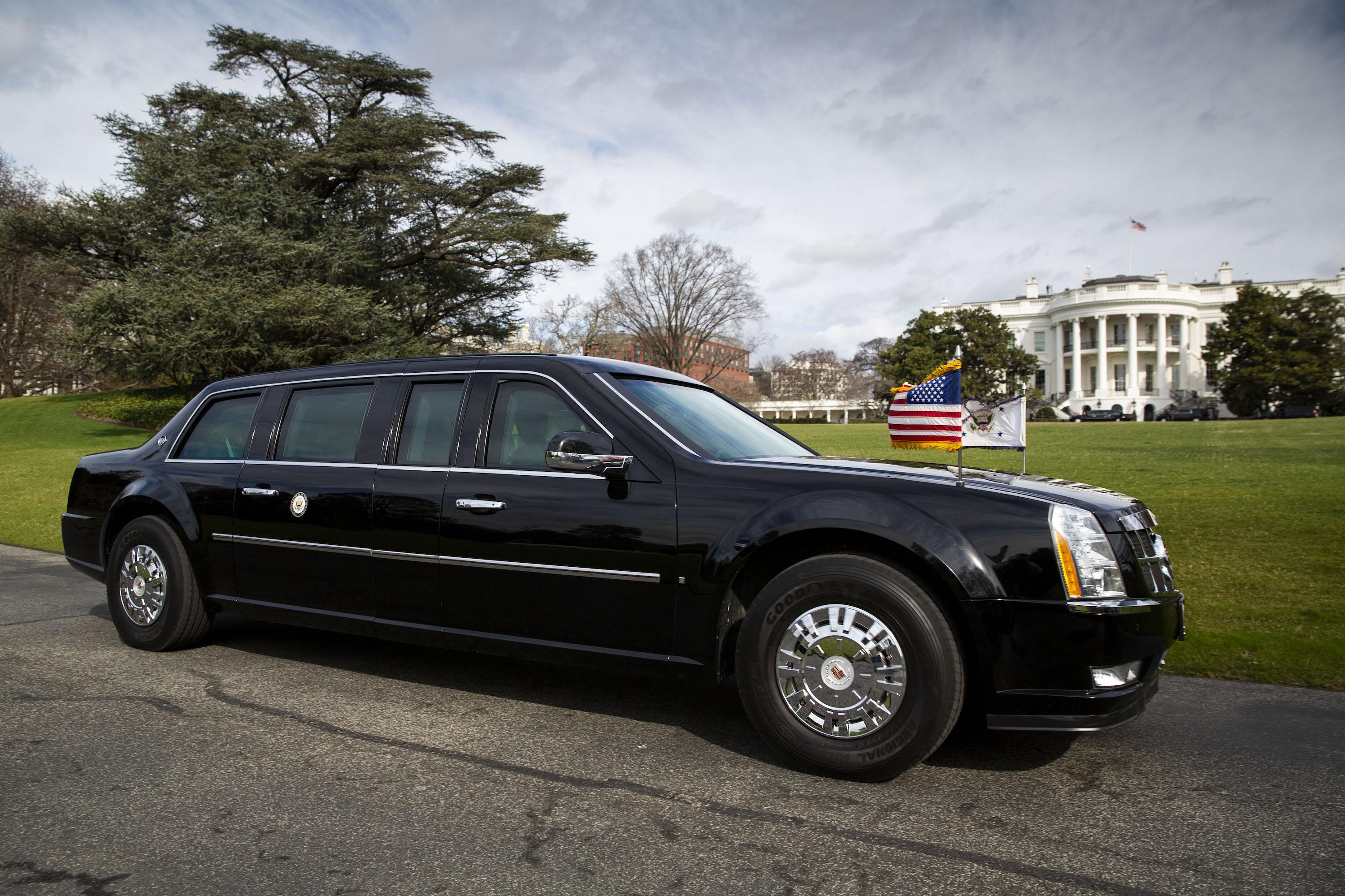 トランプ大統領の専用車「ビースト」とは？ | Business Insider