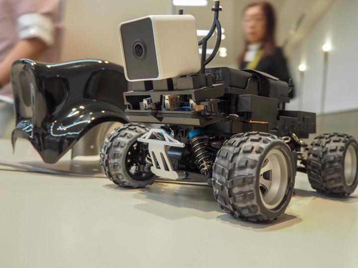 AWS DeepRacer 日本未発売品 AWS DeepRacer 日本未発売品