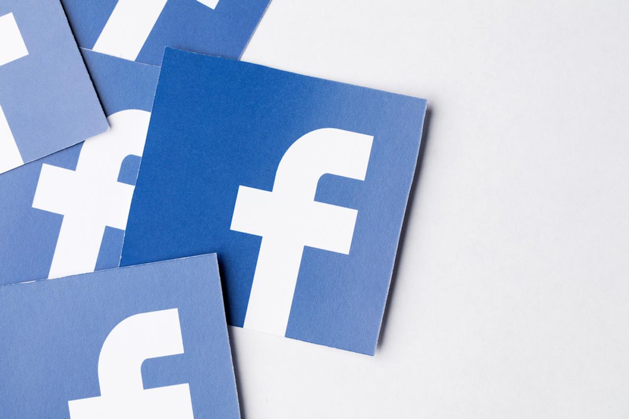 フェイスブック