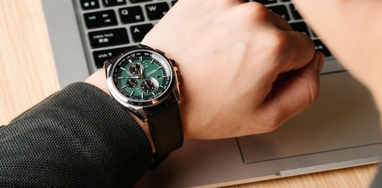 デザインに「自分だけのストーリー」を。老舗ブランドが2週間で仕上げるカスタマイズ腕時計 | Business Insider Japan