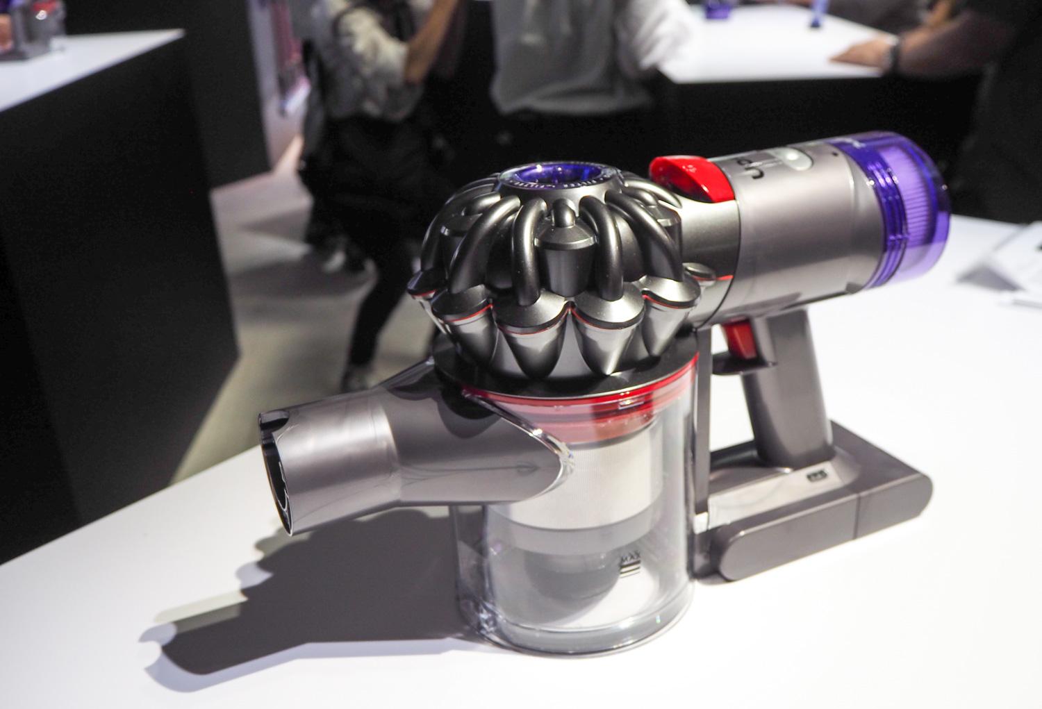 ダイソン｢V8 Slim｣は本当に“日本のためにつくった”、コードレス掃除機 