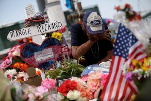 アメリカ8月の銃乱射事件の死者51人に。トランプ発言・保守系メディアが引き金に？