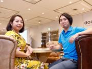 婚活コンサルタントとして活躍する澤口珠子さん（41歳）と、ウェブメディア｢LoveTech Media｣を運営するあいテクテク代表の長岡武司さん（33歳）。