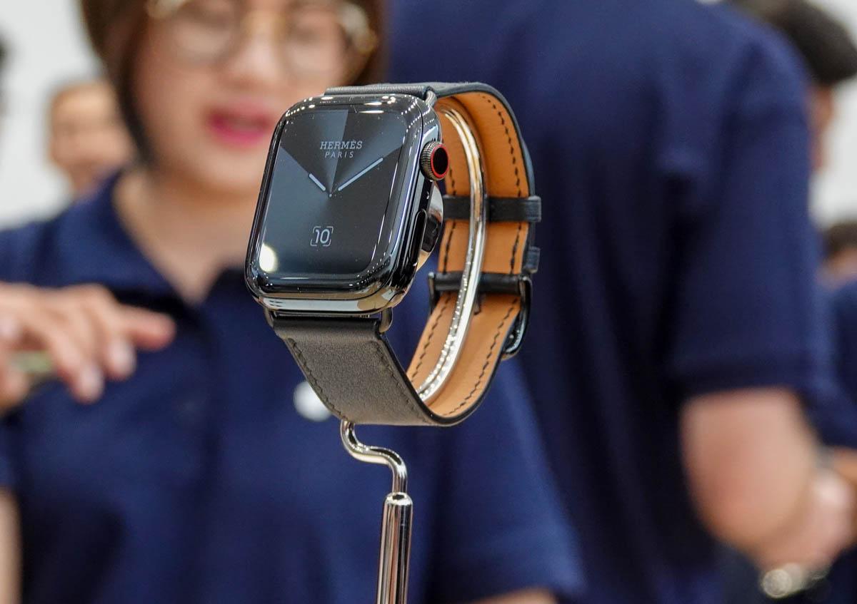 チタンの魅力に前のめり｣Apple Watch 5実機インプレ。気になる“常時