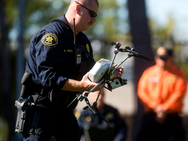 ドローン 顔認識 通信傍受 最新技術の導入で アメリカの警察の監視活動が急拡大 Business Insider Japan