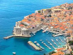 観光客が多すぎる！ クロアチアのドゥブロブニク、レストランの新規出店を禁じる提案を12月に採決