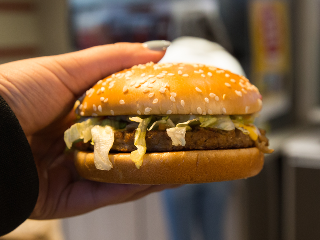 実食レポート：マクドナルドの植物由来バーガーを食べてみた