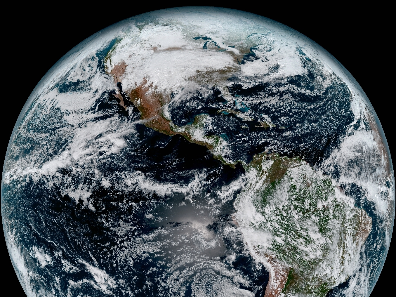 アメリカの気象衛星GOES-16がとらえた地球。2017年1月15日撮影。