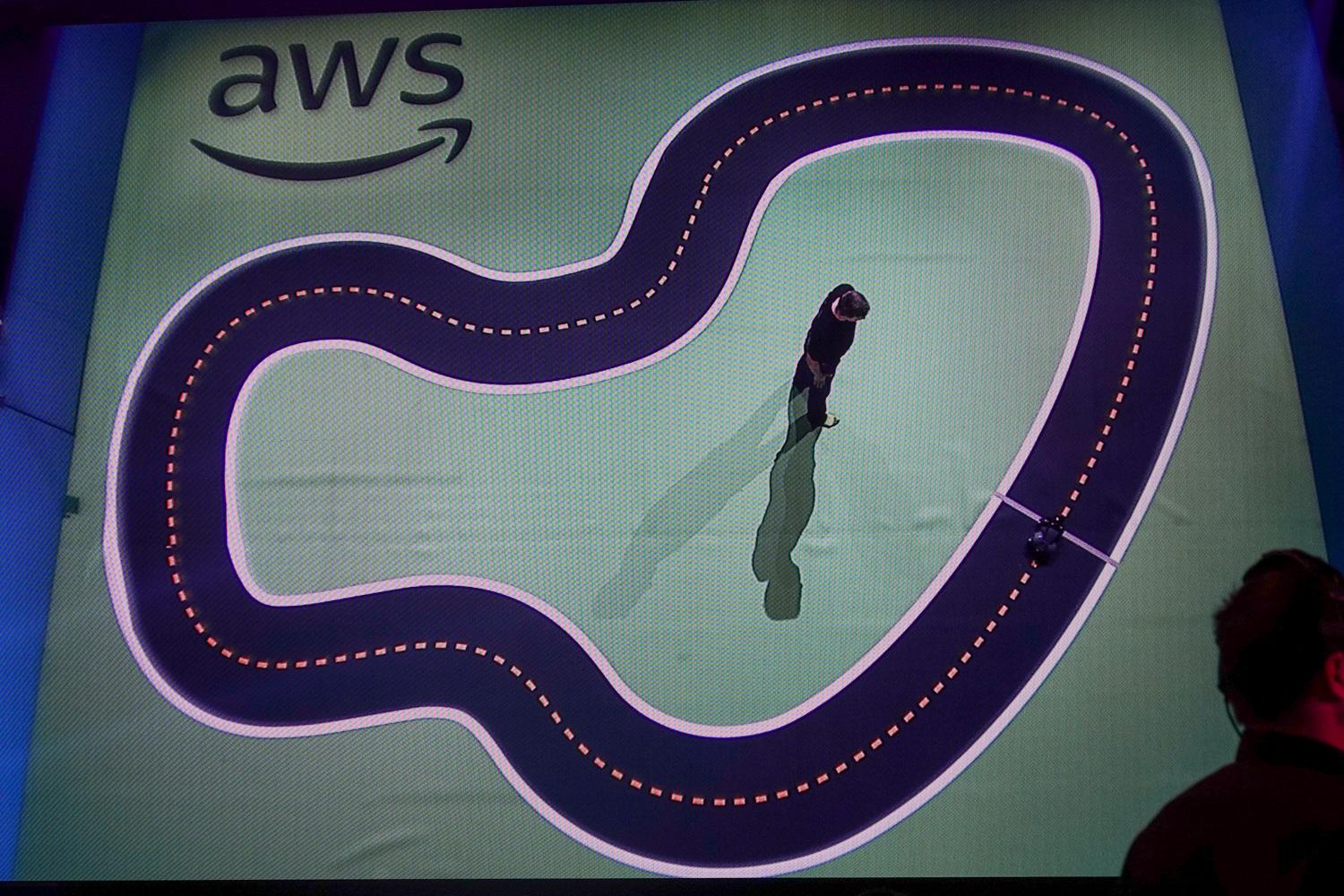 アマゾンの自動運転「DeepRacerリーグ｣で日本人が“圧倒的”世界トップに