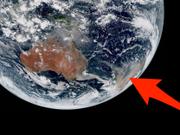 気象衛星ひまわり8号が捉えたオーストラリアの山火事と煙雲。2020年1月2日。