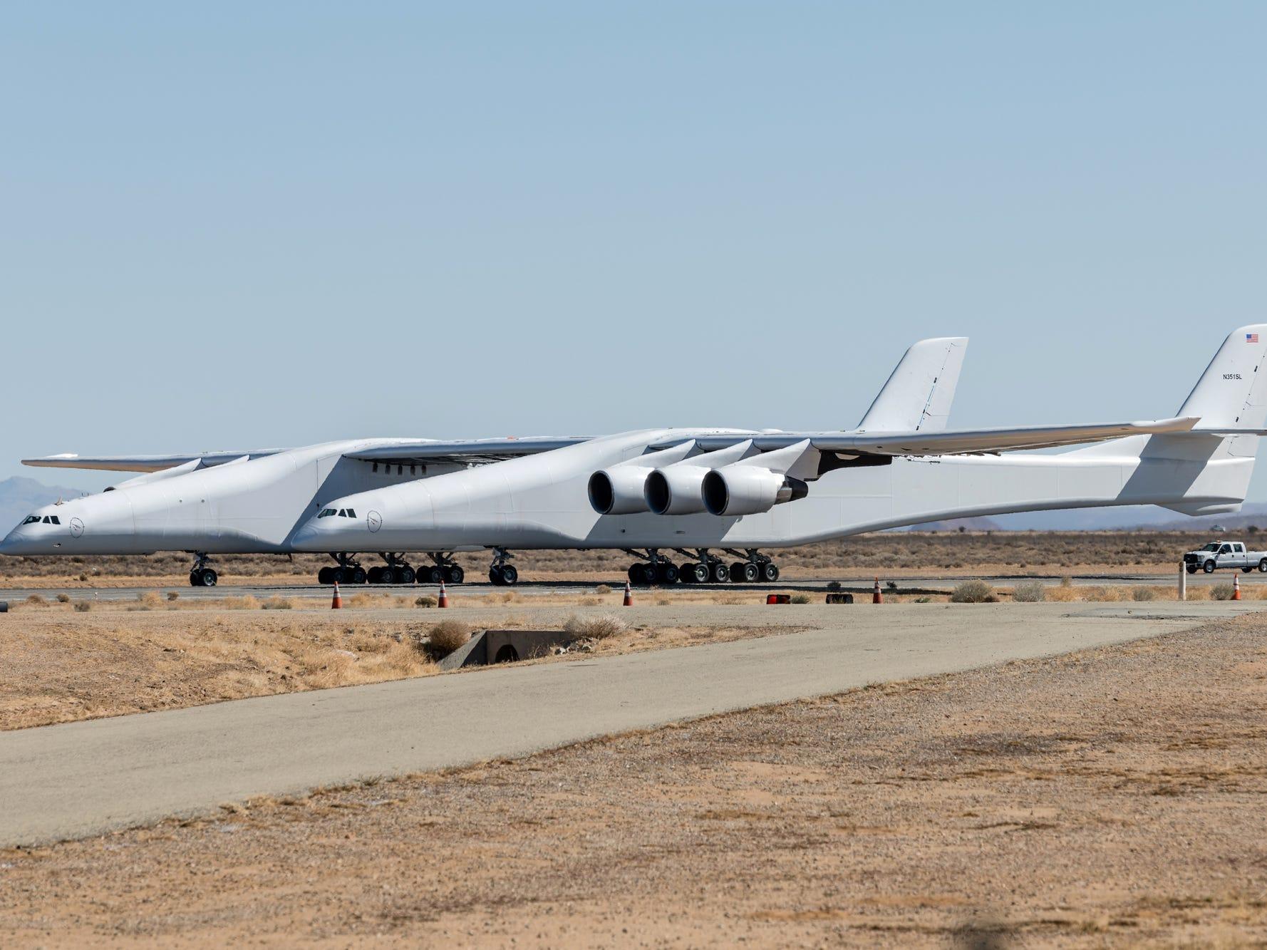 世界最大の航空機が、マッハ6の超音速飛行や宇宙旅行を身近に