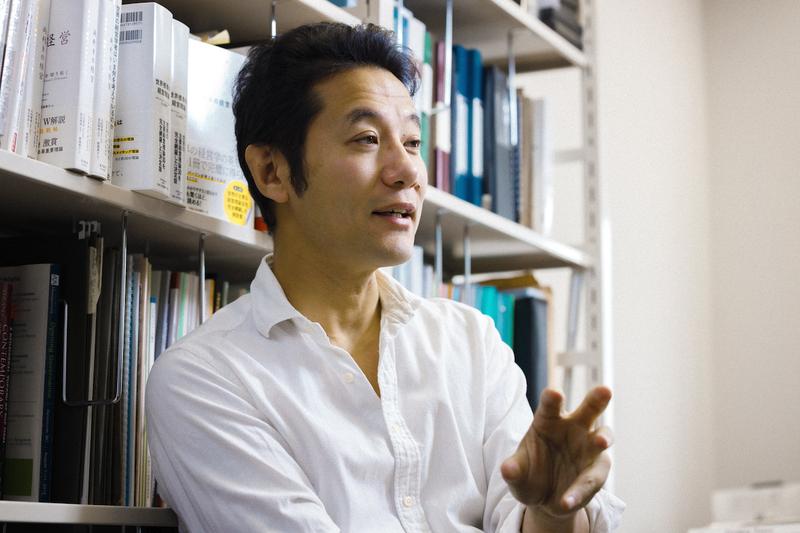 入山章栄
