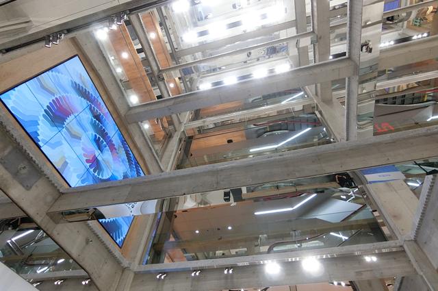 銀座ユニクロトウキョウで浮き彫り ユニクロに起きているある変化 Business Insider Japan