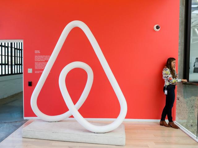 民泊仲介のairbnb 利用者にホストへの寄付を呼びかけて批判される Business Insider Japan