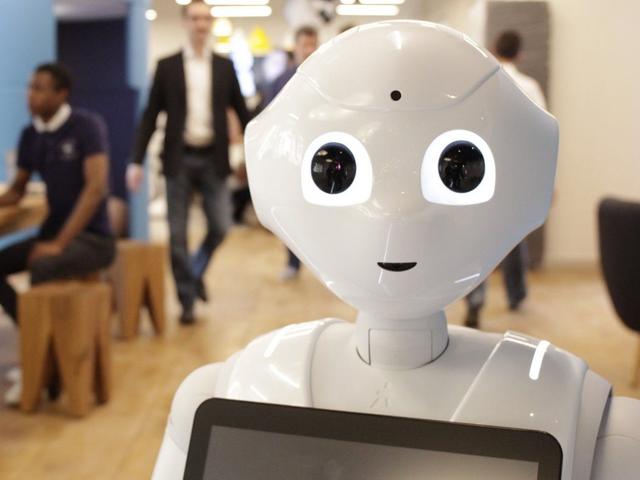 かわいい 不気味 小売店やレストランで活躍するロボットたち 15 Business Insider Japan