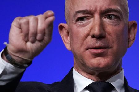 超多忙なジェフ・ベゾスが取り入れる、会議の生産性を保つ「ピザ2枚ルール」