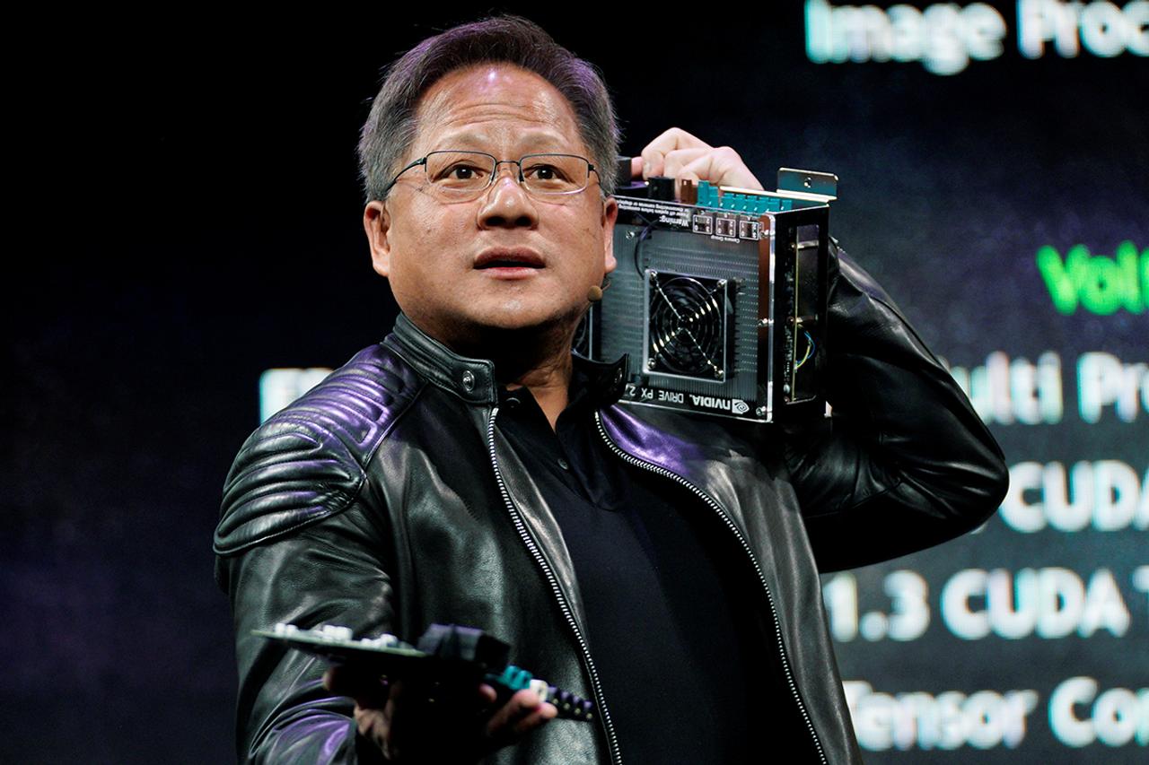 Nvidia Arm ジェンスン・フアン CEO