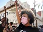 Black Lives Matterの抗議者たち。2020年8月28日、ロサンゼルスで。