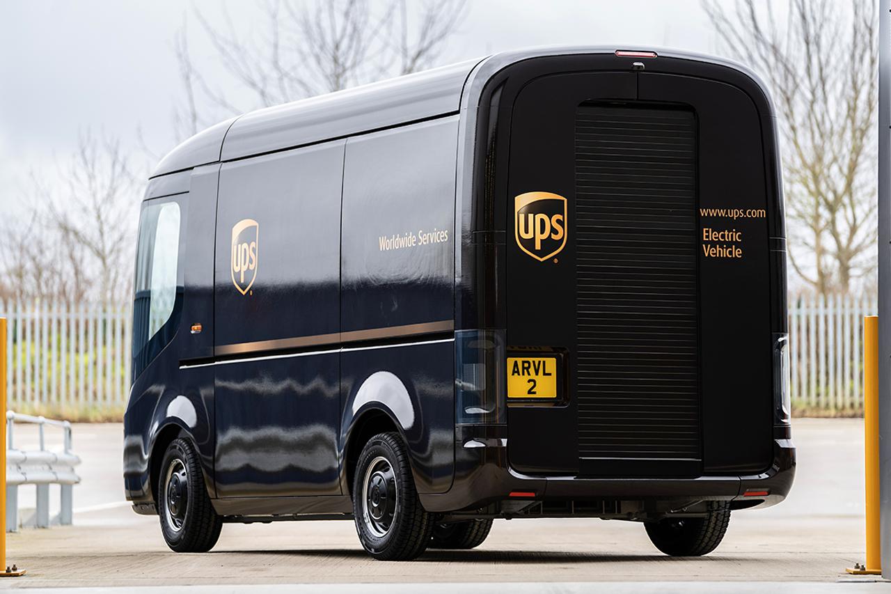 UPS アライバル Arrival 電気自動車