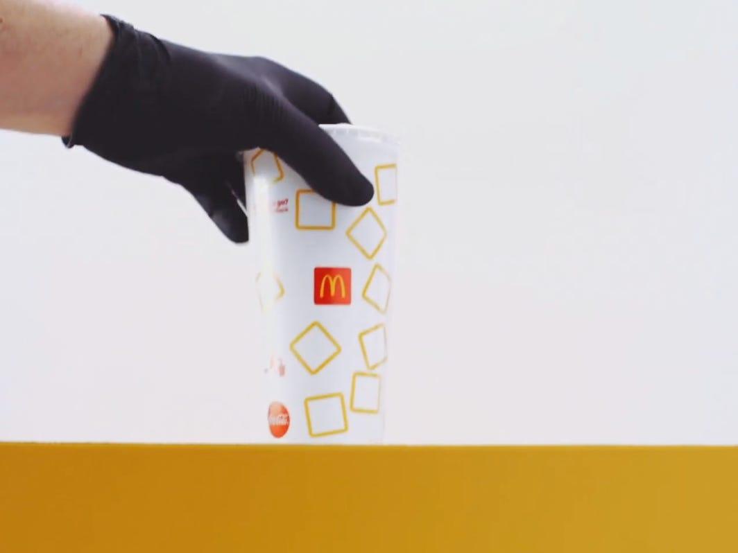 専用ページ　マクドナルド　ドライブスルー　看板 5faafa66f7d1cb0019e3af76.jpg?w