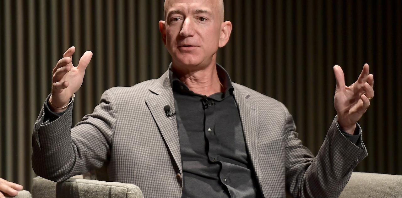 ジェフ・ベゾスはどんな本を読んできたのか？ 稀代の事業家を成功に導いた12冊 | Business Insider Japan