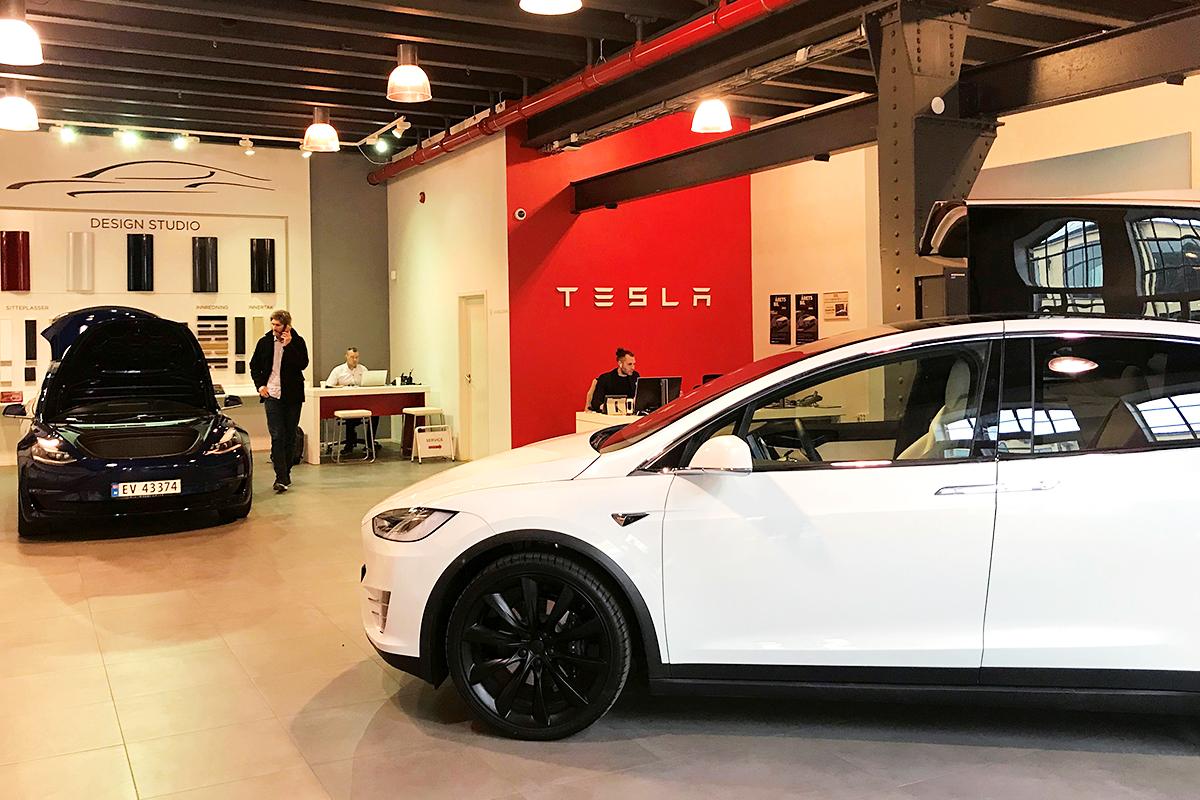 イーロン・マスク「ビットコイン銀行」の誕生。電気自動車を暗号資産で購入できる「深い意義」 | Business Insider Japan