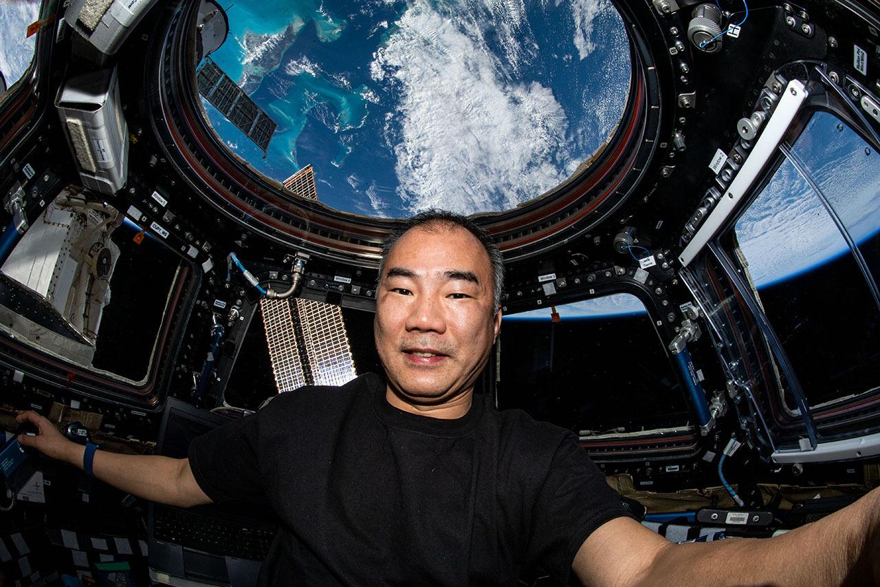 NASA 公式販売 　野口聡一さん 名前印字 ディスカバリ メダル 入手困難 NASA 公式販売 野口聡一さん 名前印字 ディスカバリ メダル